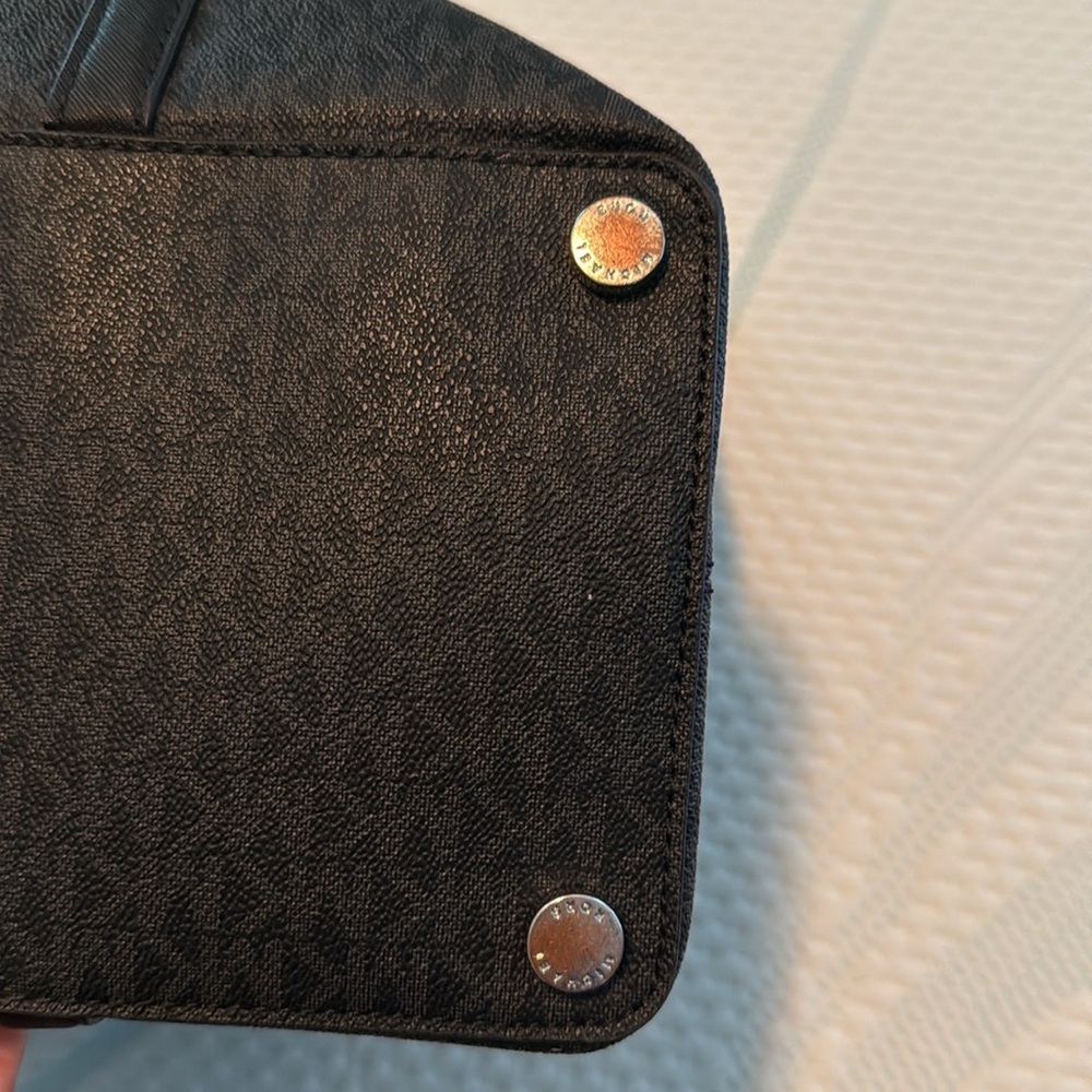 Michael Kors Tote - Picture 4 of 4